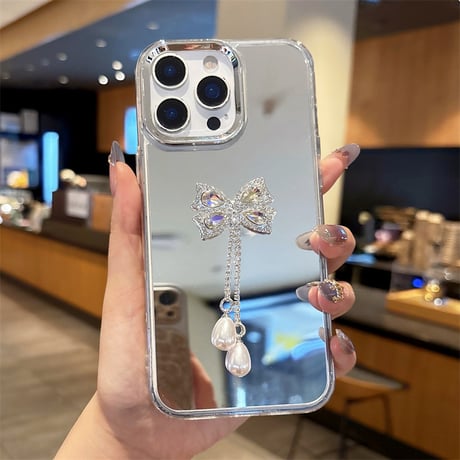 ダイヤリボンフリンジ ミラー iPhone17Pro/17eケース オシャレ iPhone16/15pro/SE3/14/13カバー 光沢感 綺麗 [M6468]