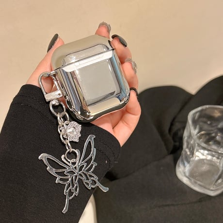 春夏におすすめ Airpods4ケース ダイヤ蝶  Airpods3/Pro2ケース airpodspro2カバー  蝶キーチェーン付 女子力高い メッキ[M5125]