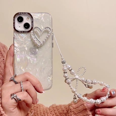 パールハート iPhone15/15proケース シェル風 iPhone14pro/13/12pro/11カバー 真珠ストラップ付 女子力UP トレンド[M4040]