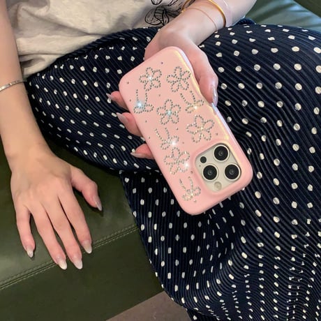 高級感 iPhone16pro/16ケース ダイヤデコ花/リボン iPhone15pro/14/13promaxケース ピンクレザー 上品 大人可愛い [M5385]