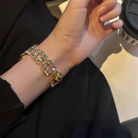 メタルビジュー Applewatch 10ベルト キラキラ 高級感 Ultra2/1/SE2/1/Series9/8/7/6/5/4/3/2/1アップルウォッチバンド おしゃれ[M4622]
