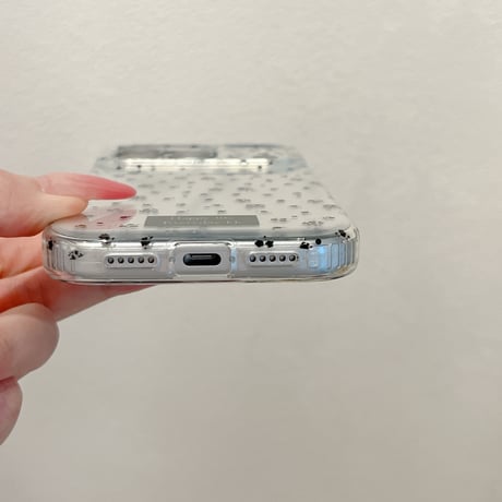 黒色花柄 iPhone17Pro/17ケース おしゃれキラキラ感 iPhone16Pro/15ケース 存在感ある[M6351]
