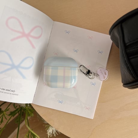 淡色系 Airpods4ケース チェック柄 韓国風 Airpods3/Pro2ケース airpodspro2カバー  キーチェーン付 ギフトにおすすめ[M5374]