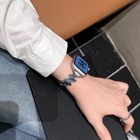高級感 AppleWatchバンド おしゃれ金属 アップルウォッチバンド Series10/9 Ultra series8 7 6 5 4  3 2 SE SE2 高品質 セレブ愛用[M5252]
