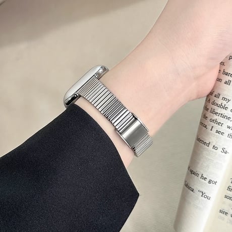 高級感 Applewatch Series10バンド 金属 Ultra2/1/SE(第2/1世代)/Series9/8/7/6/5/4/3/2/1アップルウォッチバンド エレガント[M4873]