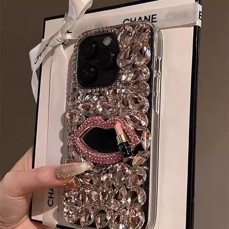 おしゃれ iPhone16pro/16eケース 唇鏡付 ダイヤデコ iPhone15pro/14/13/12カバー 豪華 存在感抜群 [M5327]