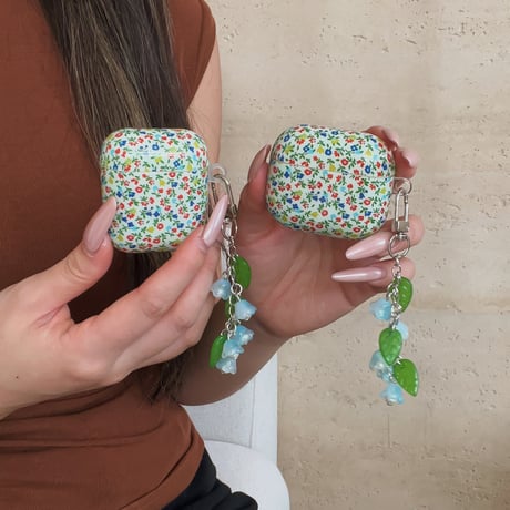 草花柄 Airpods Pro3ケース 可愛い  Airpods4/3ケース キーホルダー付き AirpodsPro2/Pro1カバー 女子力高い [M5785]