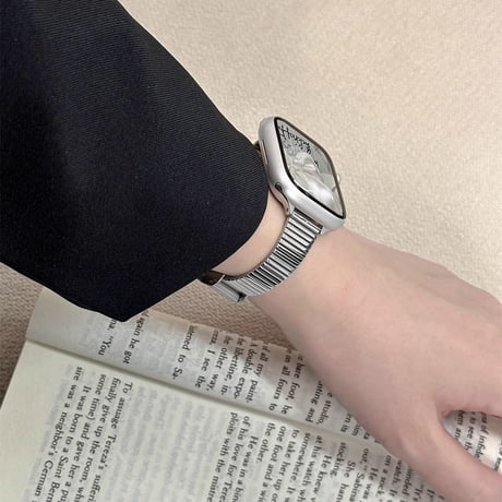 高級感 Applewatch Series10バンド 金属 Ultra2/1/SE(第2/1世代)/Series9/8/7/6/5/4/3/2/1アップルウォッチバンド エレガント[M4873]