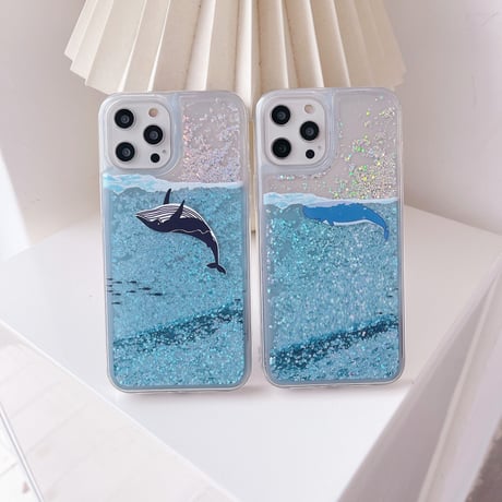液体 サメ iPhone15/14proケース 流れるグリッター iPhone13mini/12/11proカバー キラキラ 可愛い おしゃれ 海 プレゼントにおすすめ[M3248]
