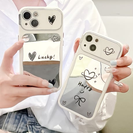 韓国風 鏡付iPhone15/15プロカバー Lucky/Happy iPhone14pro/13/12ケース お揃い 便利 [M4364]
