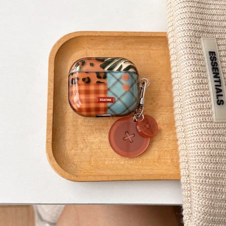 おしゃれ Airpods4ケース ヒョウ柄/チェック柄 AirpodsPro2ケース airpods3/2カバー  かわいい ボタンキーチェーン付 耐久性ある [M5304]