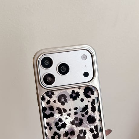 アニマル柄 iPhone17Pro/17ケース ヒョウ柄 iPhone17ProMax/16/15Proカバー オシャレ 艶感 耐衝撃  [M5866]