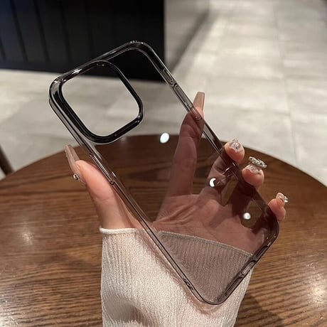 黄ばまないクリアiPhone15pro/15promaxケース 薄型軽量  高透明感 iPhone14/13/12対応 定番 お揃い[M3546]