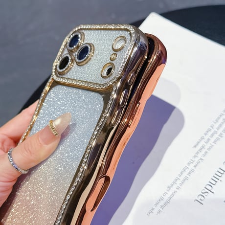 うねうねジュエリーライン iPhone17Pro/17ケース ハート柄 iPhone16/15ProMax/14ケース ラグジュアリー感 メタリックカラー レンズ保護[M6280]