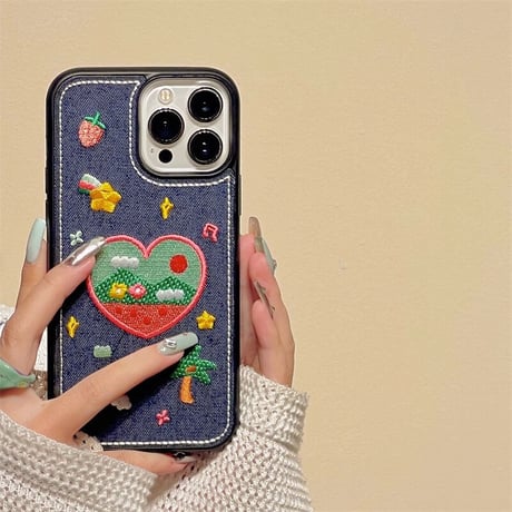 刺繡入りデニム iPhone14/15proケース  花柄ハート/星 iPhone13/12proカバー 女子力アップ[M3501]