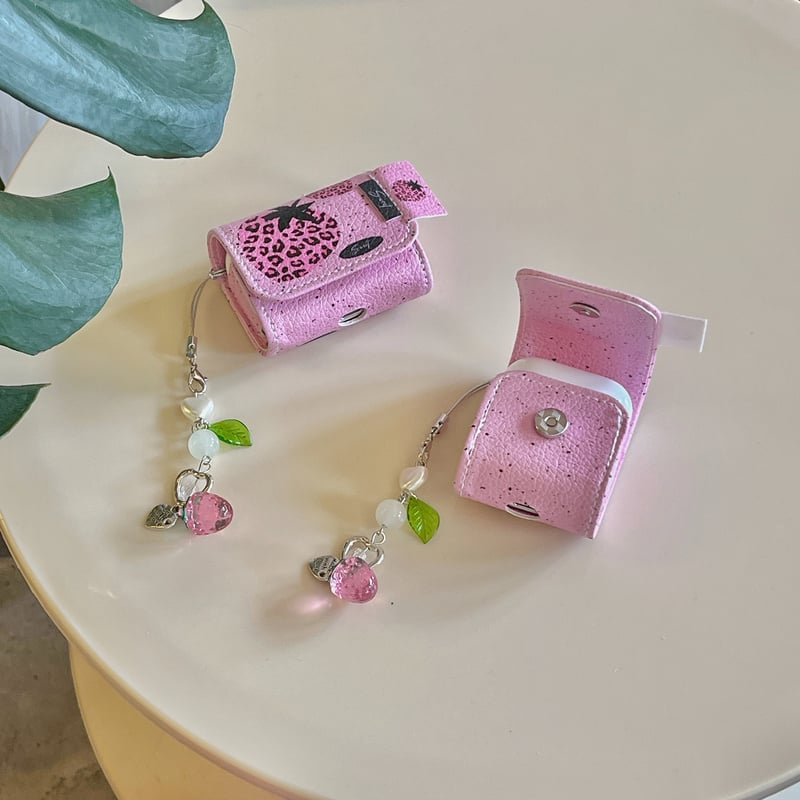 Airpods4/3/2ケース イチゴ柄 可愛い エアーポッズpro2/pro