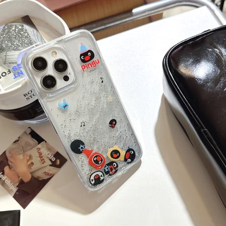 動くペンギン iPhone15/16ケース 液体入り アイフォン14プロ/13promaxカバー ギフトに最適[M4582]