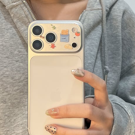可愛いカメラ保護カバー  iPhone17Pro iPhone17ProMax ガラスレンズフィルム  動物柄 人気 傷から保護 ギフトにおすすめ [M5794]