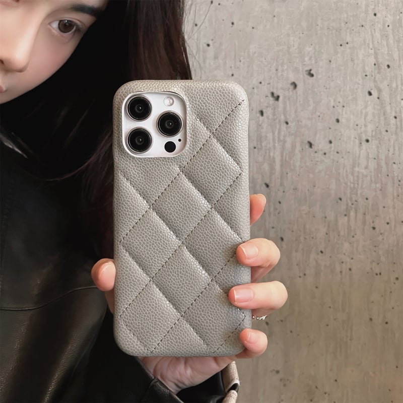 レザーキルティング iPhone15/15Proケース 高級感 iPhone14Pro/13