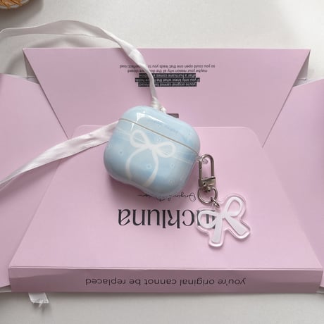 ホワイトリボン柄 AirPodsPro3ケース 韓国っぽ Airpods4/3ケース  AirpodsPro2/Pro1カバー  リボンキーホルダー 可愛い[M5971]