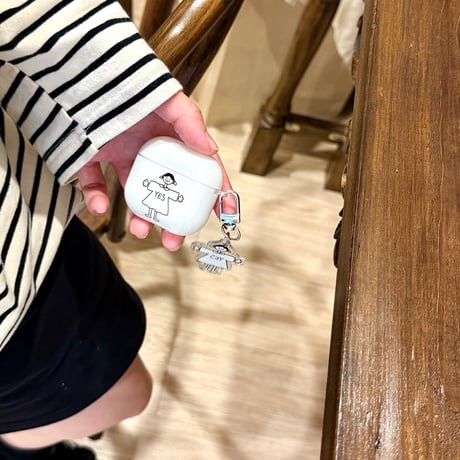 ペア AirpodsPro3ケース  女の子/男の子 Airpods4/3カバー pro2/Pro1ケース 可愛いキーホルダー付 お揃いコーデ[M6220]