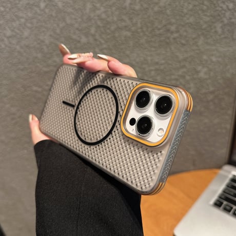 放熱仕様 iPhone16pro/16promaxケース Magsafe対応 四角耐衝撃 iPhone15pro/14/13pro/12promaxカバー シンプル 夏向け[M5371]