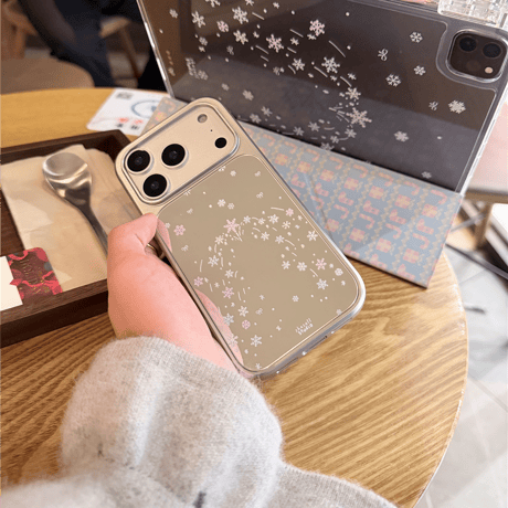 雪花 ミラー iPhone17Pro/17ケース メイク直し鏡 iPhone17ProMax/16Pro/15カバー オシャレ 丈夫 メッキ　艶感  [M5879]