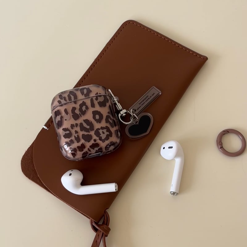 COSMOPOLITAN AirPodsケース ヒョウ柄　2個セット COSMOPOLITAN AirPodsケース ヒョウ柄 2個セット COSMOPOLITAN AirPods