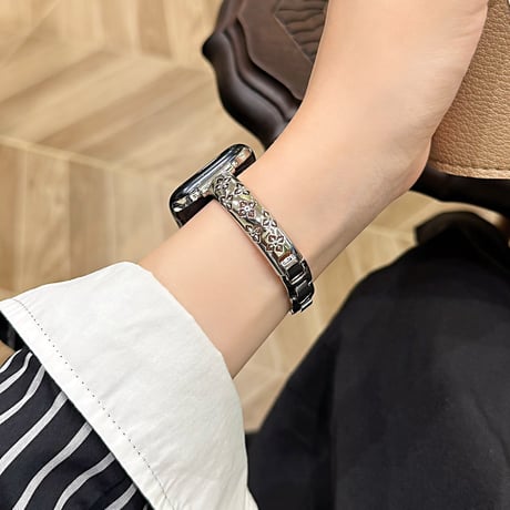 メタルブレスレット風  AppleWatchバンド 高級感ウォッチバンド ベルト Series 11/10/9/8 SE3/2  Ultra3/2/1 透かし彫り[M6231]