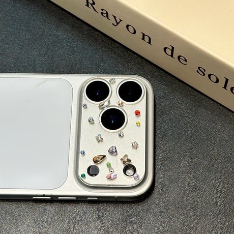 ダイヤレンズカバー iPhone17ProMax/17Proカメラレンズフィルム  ガラス  おしゃれ  頑丈 キラキラ 可愛い [M5764]