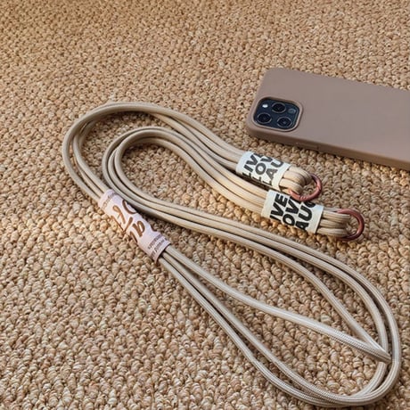 【iPhone16対応】ショルダー iphone16Pro/15/14/13proケース 肩掛けストラップ付 iphone12/11proカバー  シンプル風 ファッションセンスいい[M2148]