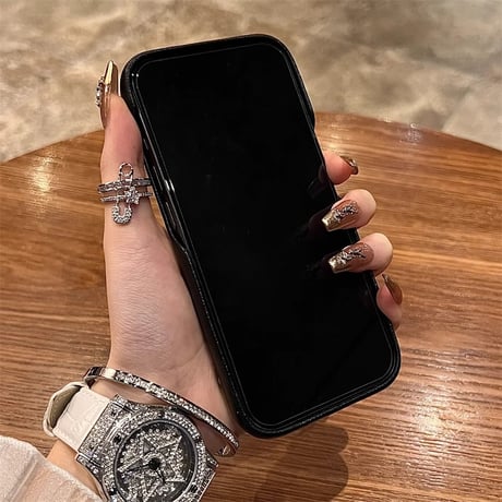 ダイヤデコ iPhone16/16Proケース レザー キルティング アイフォン15pro/14/13/12Proカバー 上品  女子力UP オシャレ 耐衝撃[M5013]