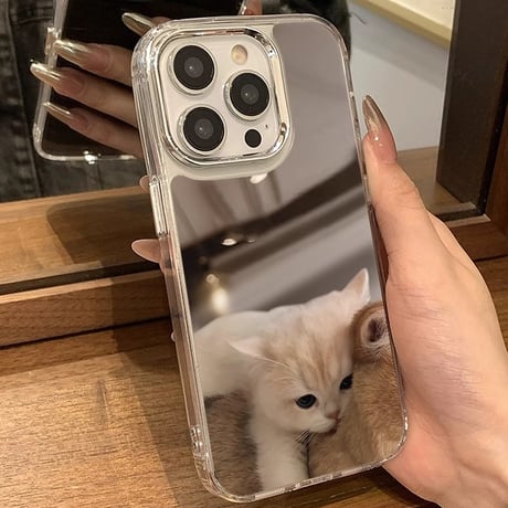 カップル iPhone16/16Proケース お揃い ミラー 猫柄 iPhone15Plus/14/13/12promaxカバー 可愛い ギフトに最適 [M4658]