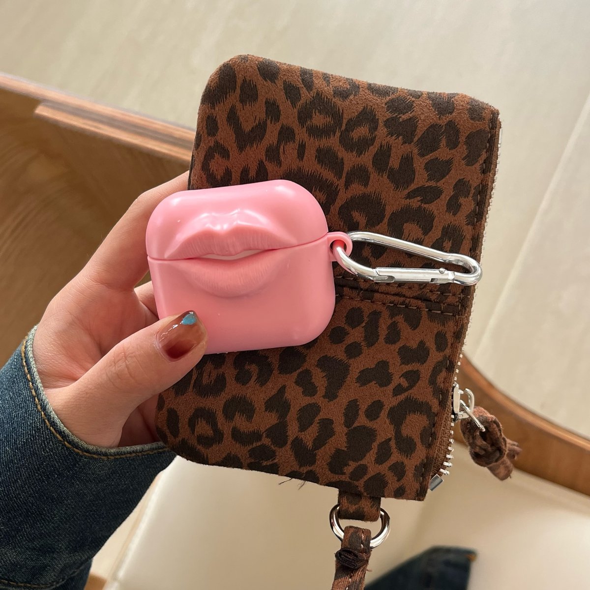 唇デザイン Airpods4ケース レッド/ピンク 可愛い Airpodspro2カバー A