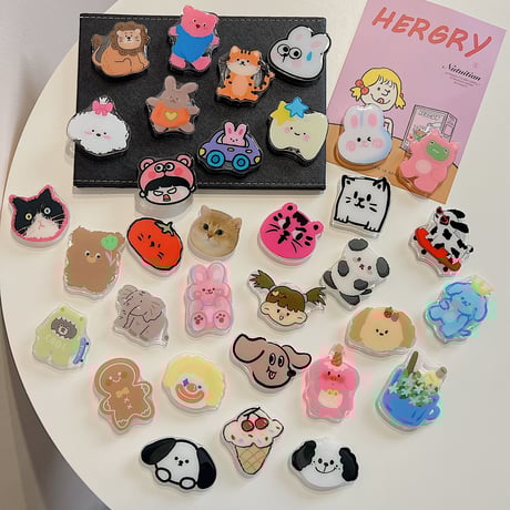 可愛い動物 スマホグリップ 全機種対応 折り畳み式グリップトーク 卓上スタンド機能付き 粘着タイプ[M2918]