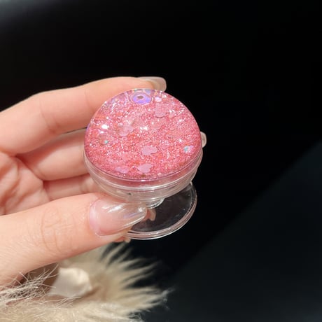 動くグリッタースマホグリップ キラキラ 綺麗 マグネット式/粘着タイプ 便利 おしゃれ 可愛い ギフトに最適[M4950]