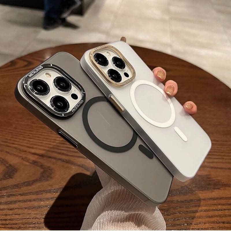 MagSafe対応 iPhone15Pro/15ProMaxケース 指紋防止 半透明 マット