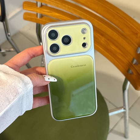 グラデーショングリーン iPhone17Pro/17ケース 光沢感 iPhone16/15Pro/14ケース  頑丈 涼しそう[M6371]