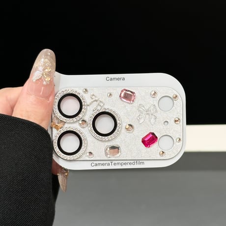 リボンとダイヤデコレンズカバー iPhone17ProMax/17Pro カメラレンズフィルム  金属製  おしゃれ  頑丈 キラキラ 耐久性耐衝撃 [M6506]