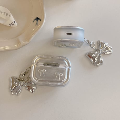 リボン Airpods 4ケース キーチェーン付 AirpodsPro2/Pro1 Airpods3/2カバー シルバー高級感 耐久性ある[M4797]