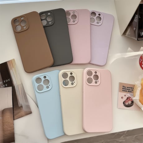 高品質シリコン iPhone15/15proケース 保護力強い iPhone14/13/12proカバー 耐久性あり シンプルコーデ 高級感[M3894]