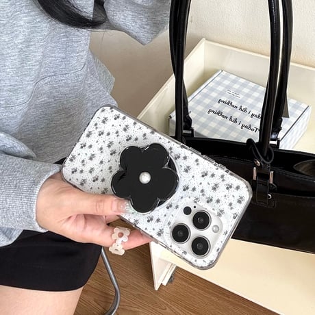黒花グリップ iPhone16pro/17ケース MagSafe充電 iPhone15/14promaxカバー パール オシャレ  大人可愛い [M5653]