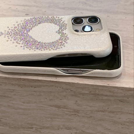ダイヤデコレザー iPhone16Pro/16ケース 光によって変色 iPhone15Promax/14/13カバー 高級感たっぷり エレガント[M4859]