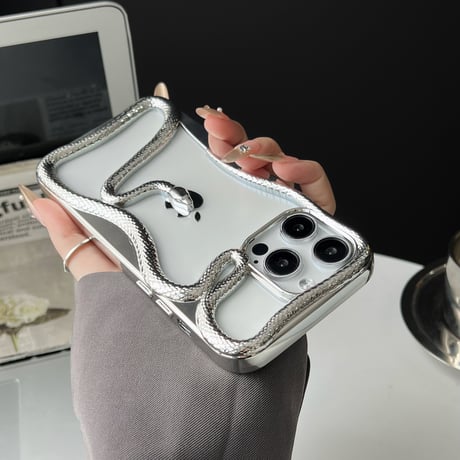 ヘビ 透かし彫り iPhone16Pro/15ProMaxケース カッコイイ iPhone14/13Proクリアカバー 放熱 丈夫 男女兼用[M4927]