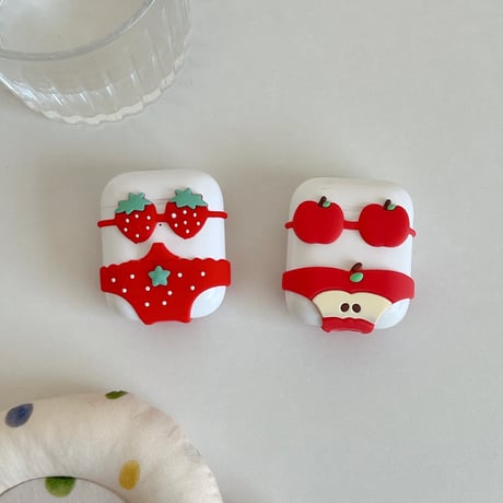 可愛すぎ Airpods Pro3ケース ストロベリー/リンゴ ビキニ Airpods4/Pro2ケース  シリコン製  ギフトにおすすめ [M5733]