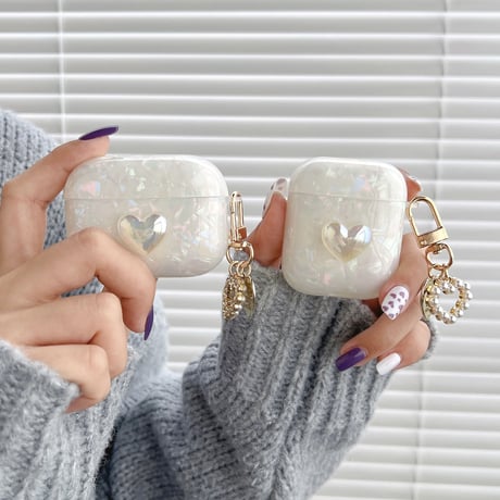 【Airpods4】キラキラハート AirpodsPro2ケース 貝殻紋 airpods3/2/1ケース  オシャレハートアクセサリー付 ソフト ギフトに最適 [M2595]