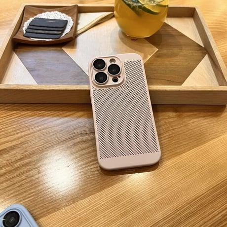 放熱 iPhone15Pro/15ProMaxケース メッシュケース カメラレンズ保護 iPhone14/13/12proカバー 耐衝撃 指紋防止  薄型軽量 [M3569]