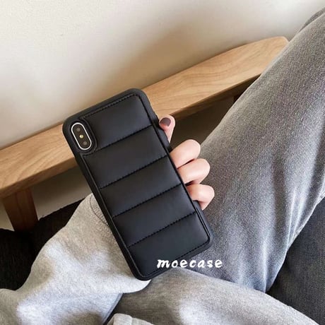 ダウンっぽい iphone15Pro/15promaxケース マジックテープ付きアイフォン14/13/12Proカバー 羽毛入り 冬人気  黒色系 男女兼用M269