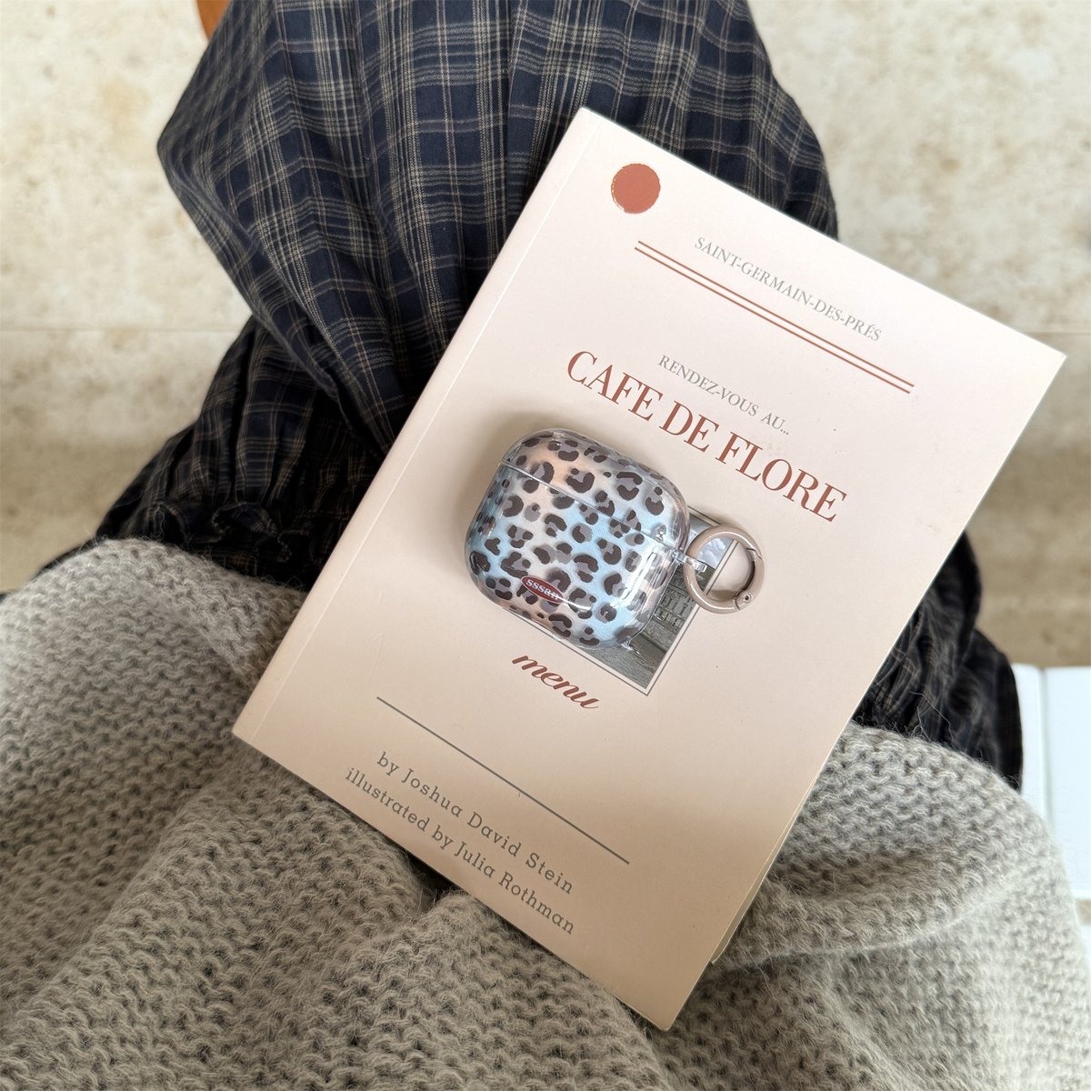 AirPods Pro 本体 ホワイト ヒョウ柄ケース付き Amazon | ヒョウ柄 豹柄 AirPods Pro2 ケース 2022年9月発売