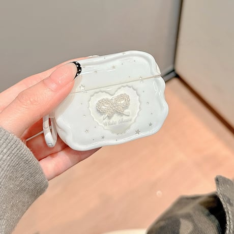 可愛いリボンデコ AirpodsPro3/４ケース  ウェーブ型 Airpods3/Pro2ケース おしゃれ ホワイト 女子力アップ  [M5752]
